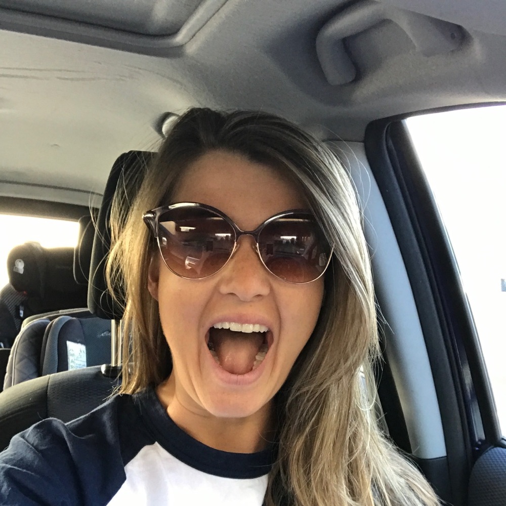 Meet your Posher, Abi